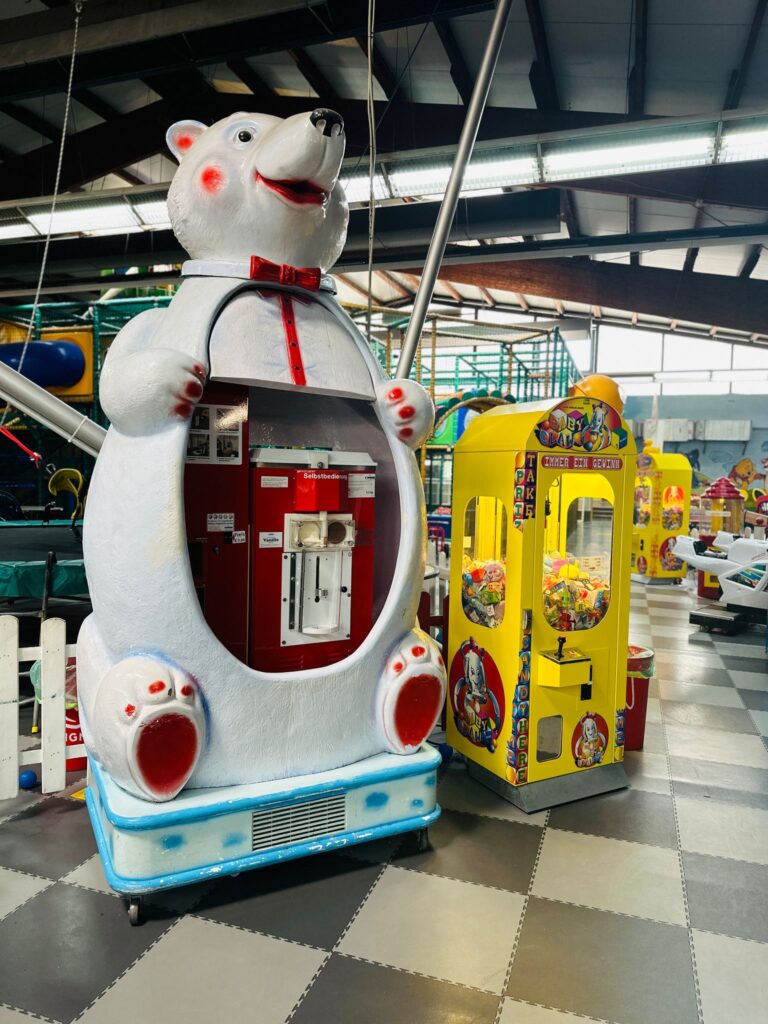 5d706bde-417b-42f8-b8d4-c205d585653c