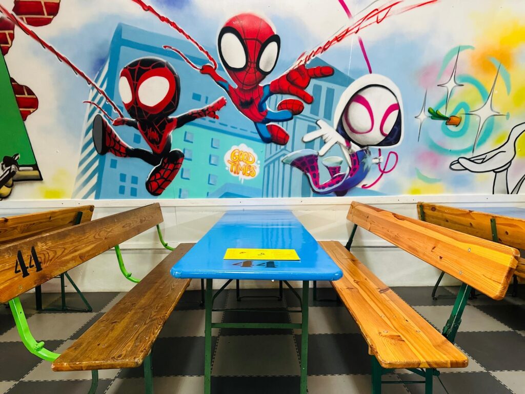 efb4a538-af57-49b4-b204-2aee02fe7370